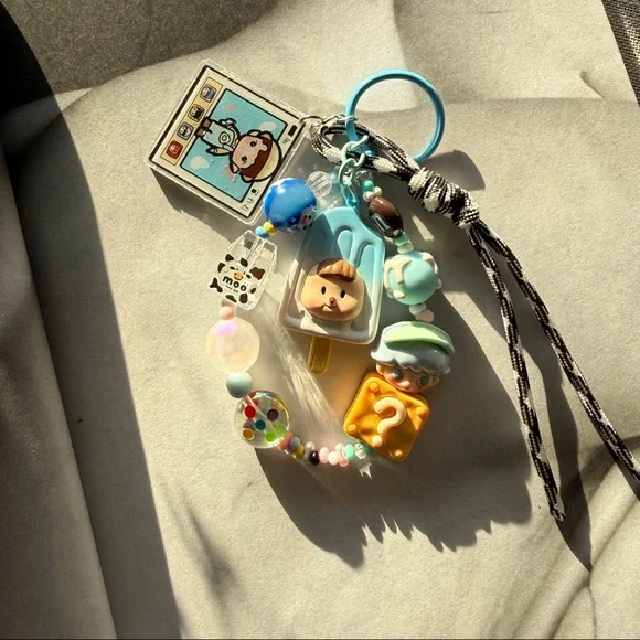 Dimoo inspired cute bag charm - Picture 2 of 3